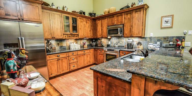 granito interior y exterior cocina 