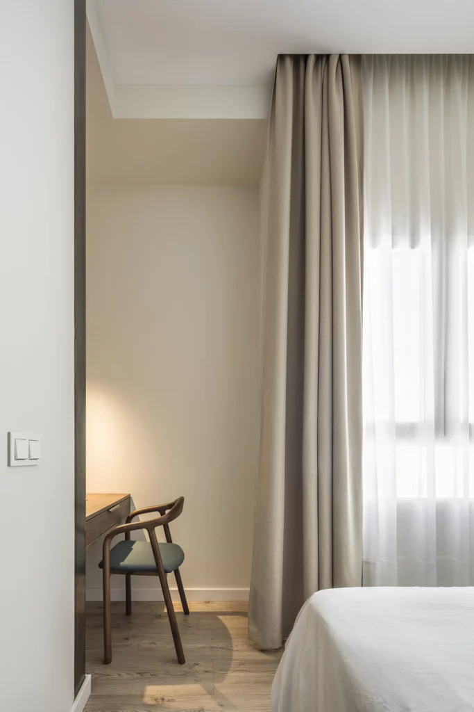 Reforma de casa estilo Clásico Contemporáneo en l’Eixample, Valencia