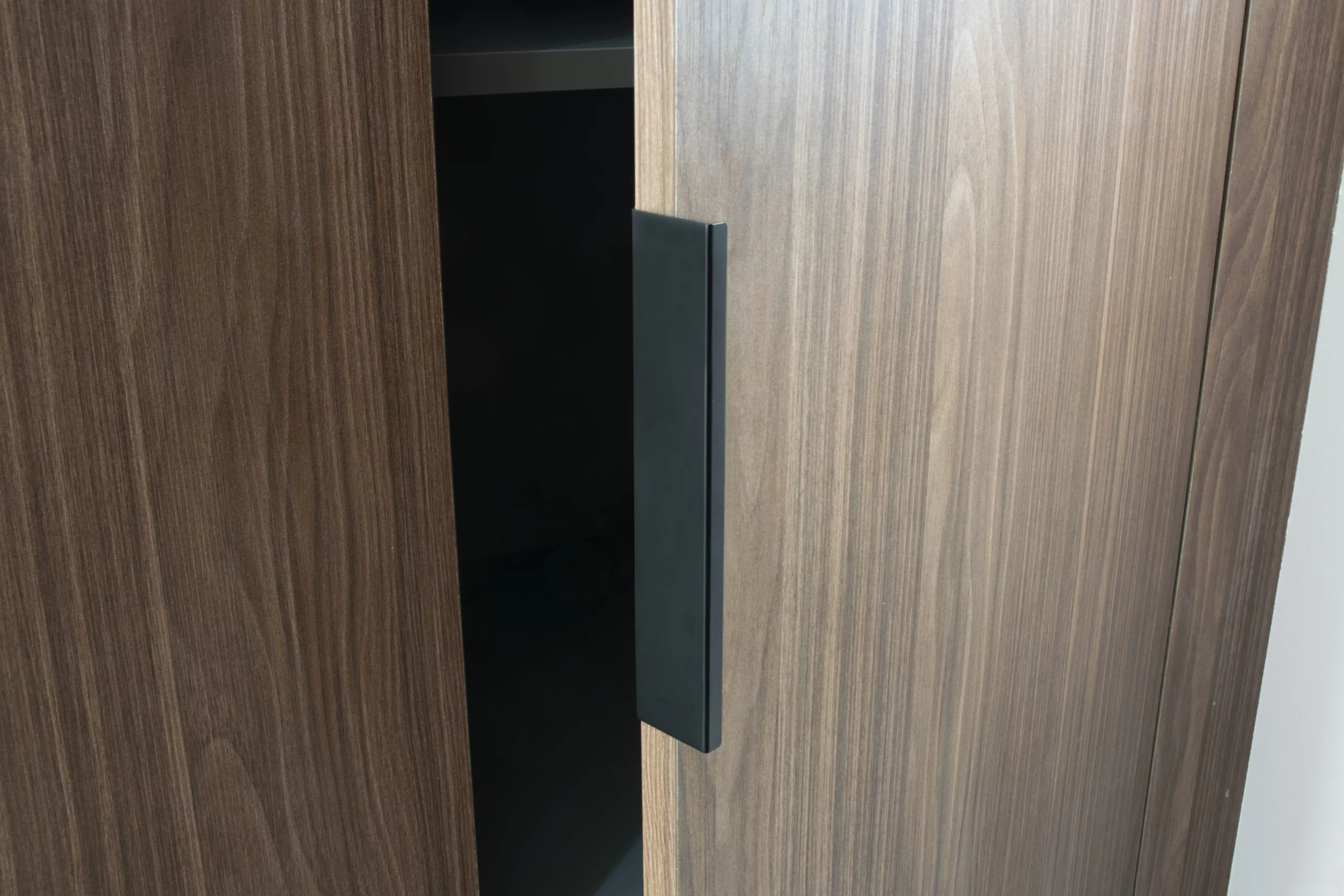 Reforma integral de piso estilo Moderno en Ciutat Jardí, Valencia