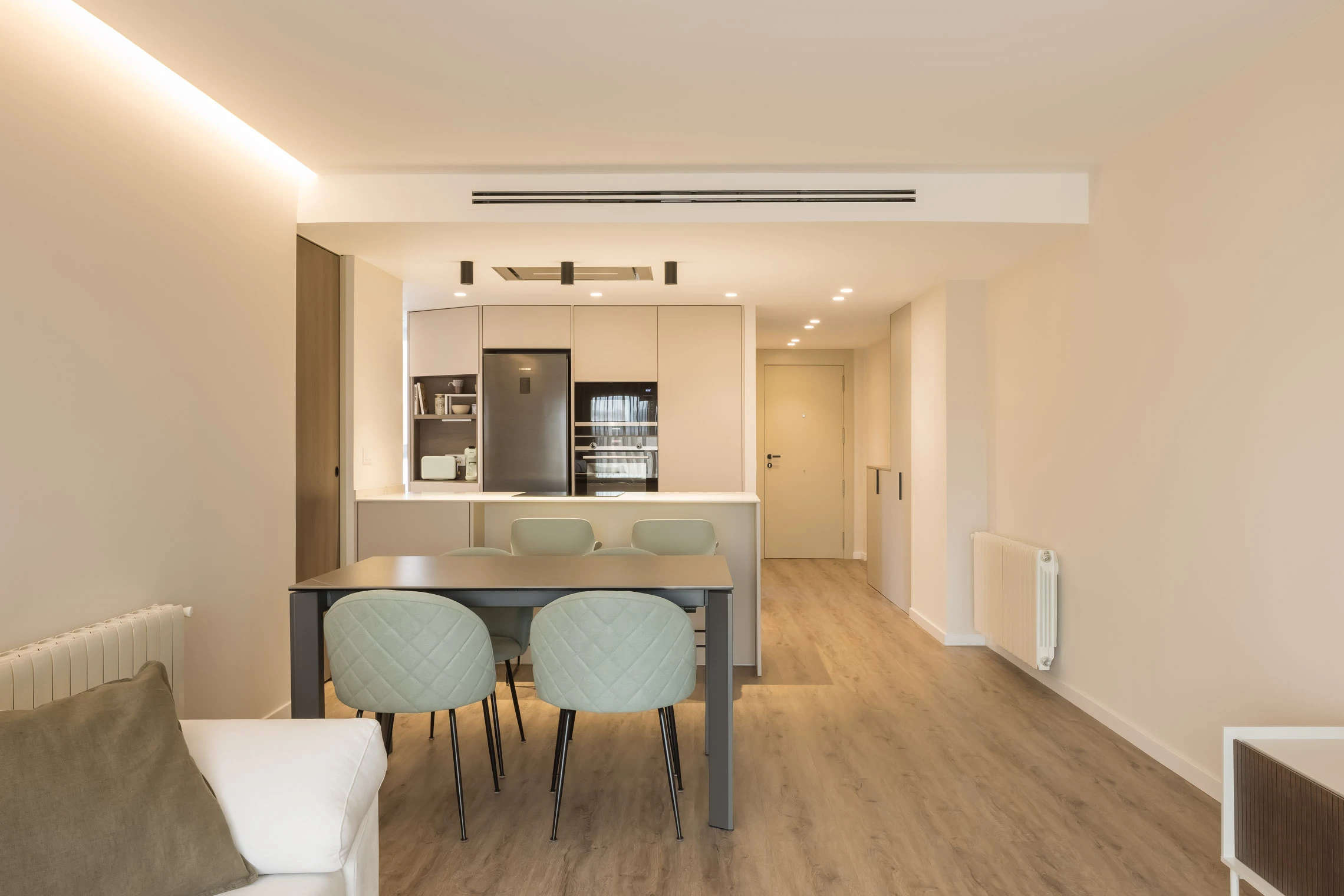 Reforma de piso estilo Contemporáneo en Albors, Valencia