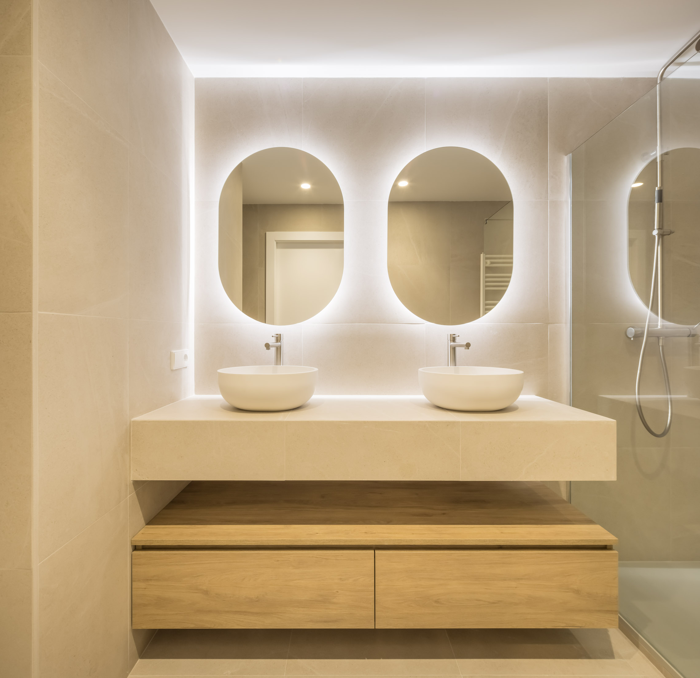 Reforma integral estilo Contemporáneo en Ensanche, Valencia