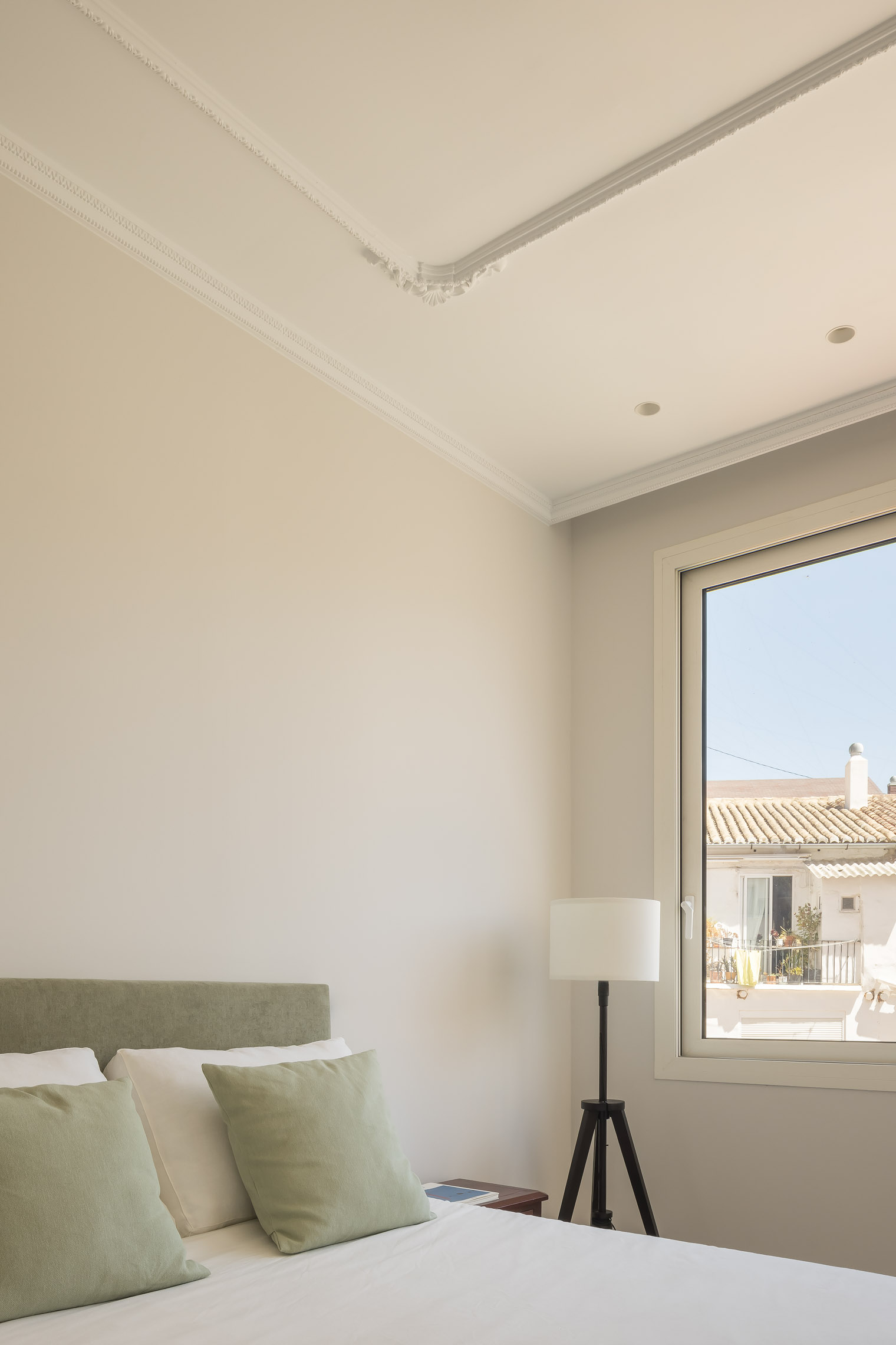 Reforma integral estilo Clásico contemporáneo en La Roqueta, Valencia
