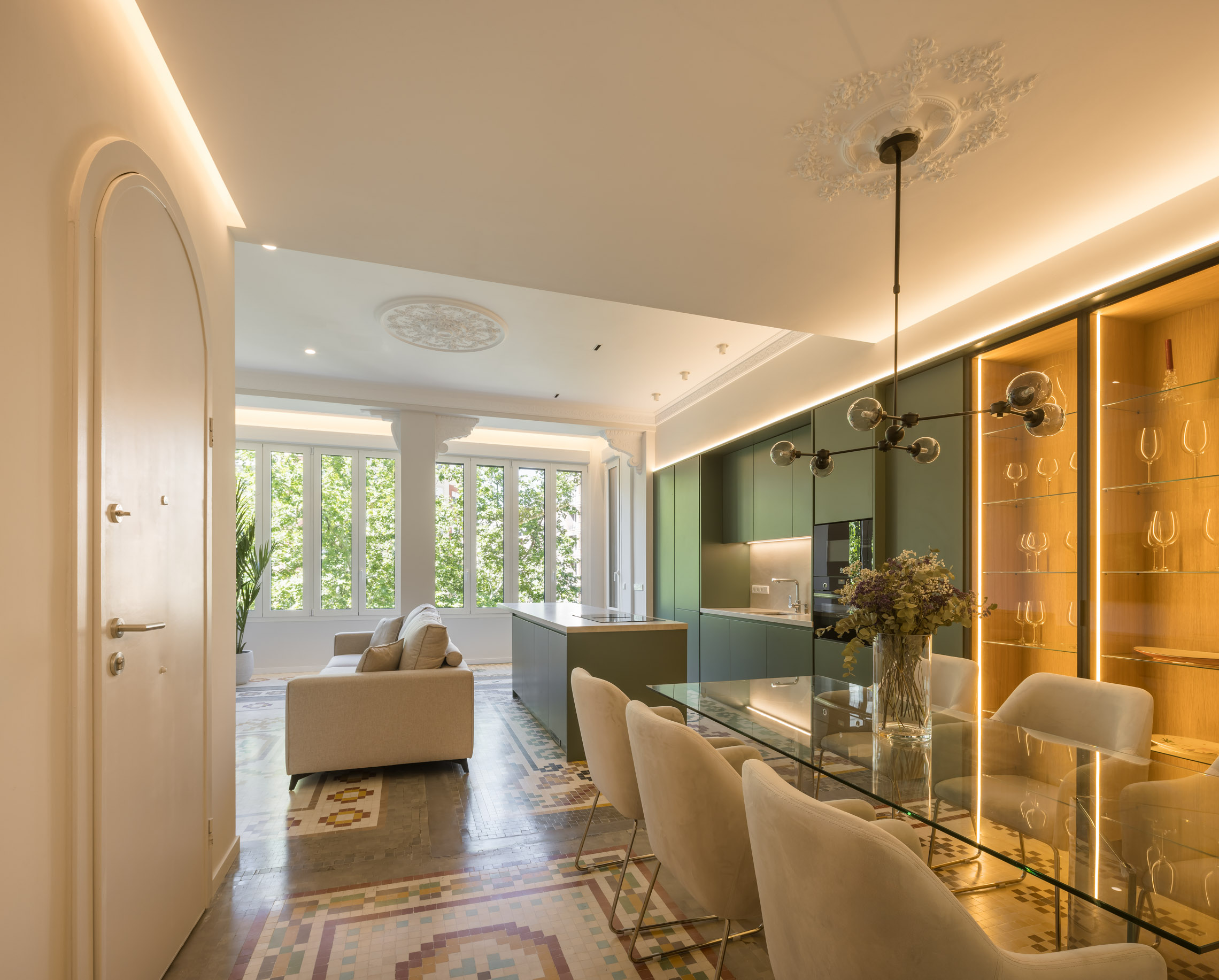 Reforma integral estilo Clásico contemporáneo en La Roqueta, Valencia