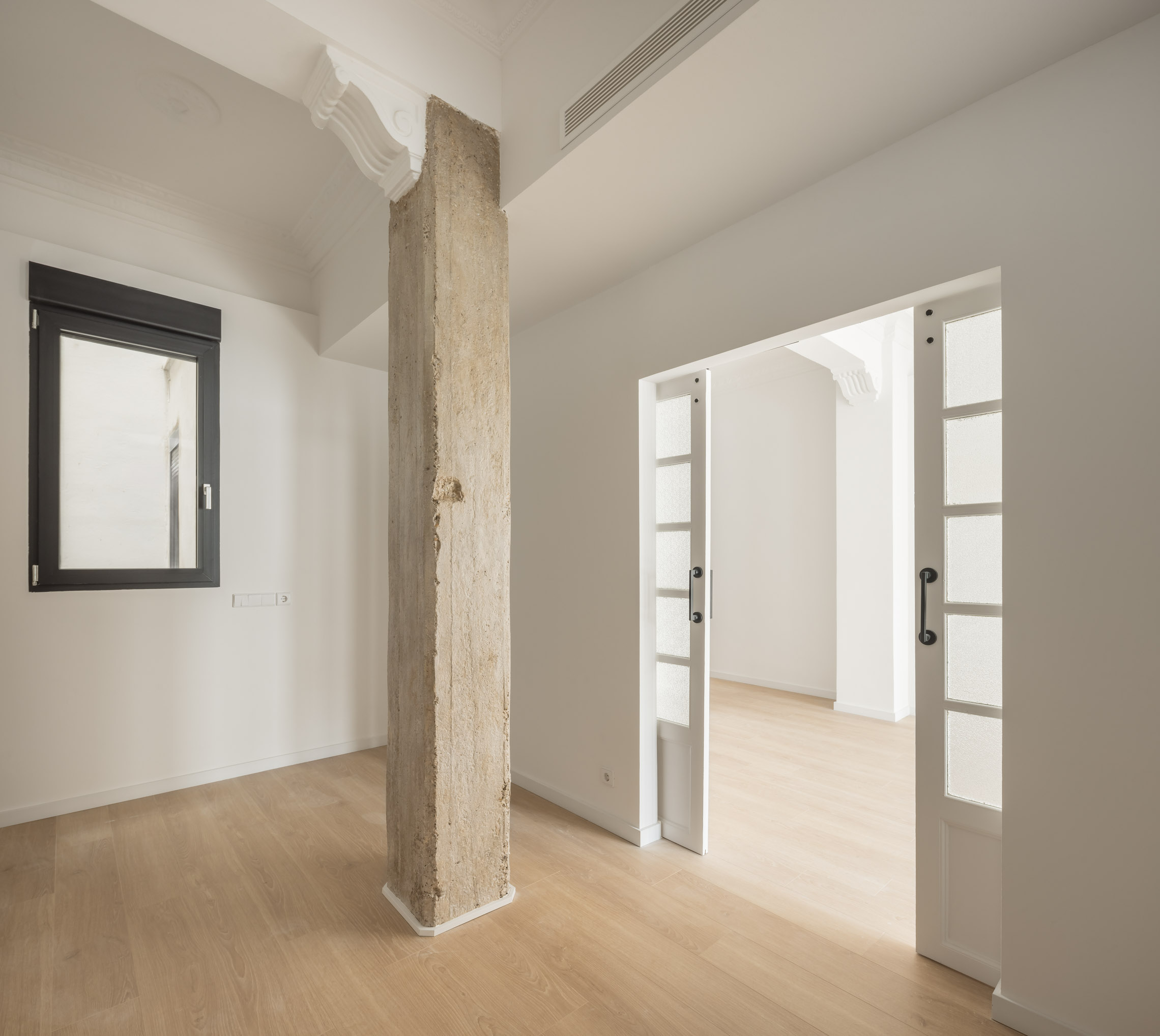 Reforma de piso estilo Clásico contemporáneo en Gràcia, Barcelona