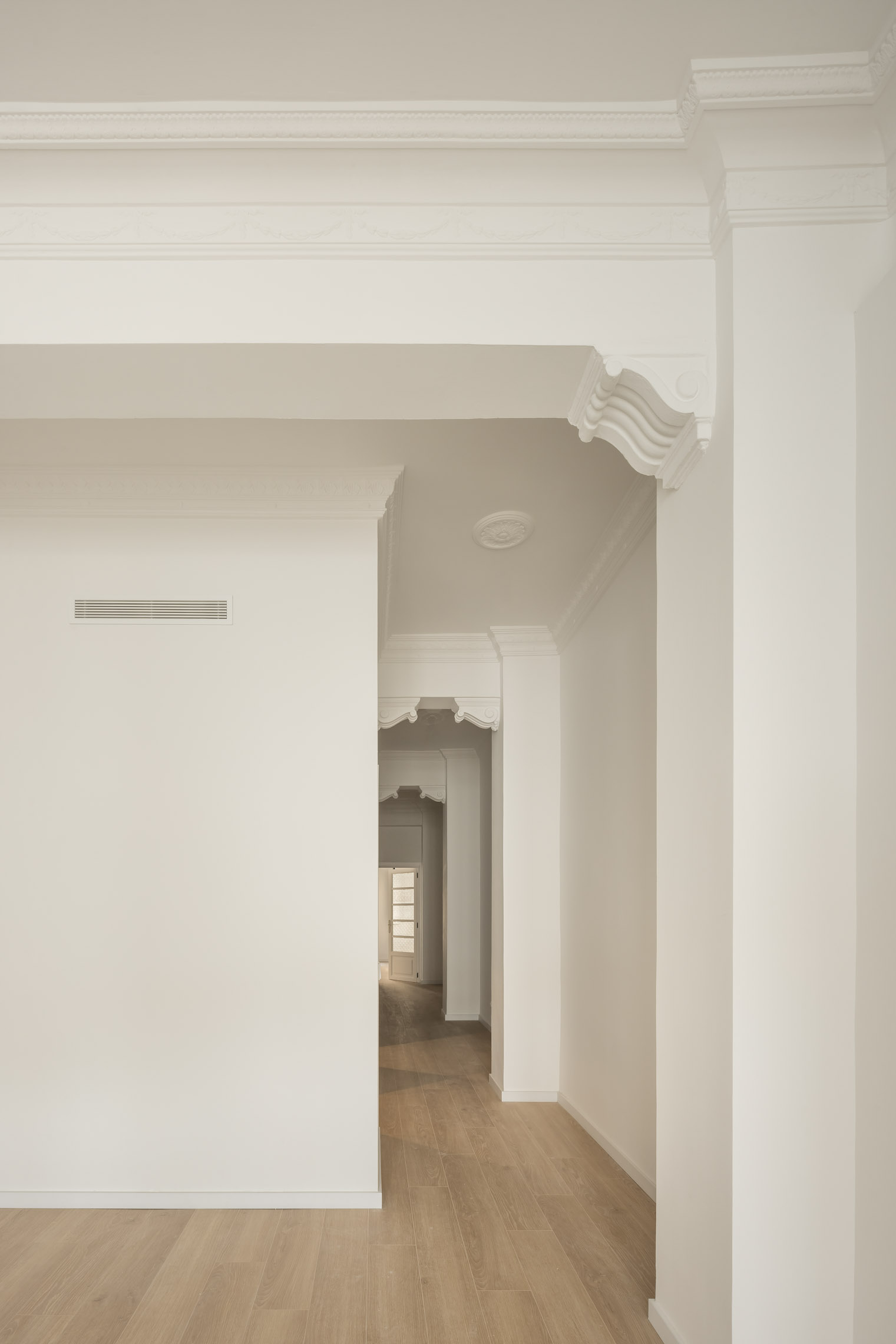 Reforma de piso estilo Clásico contemporáneo en Gràcia, Barcelona