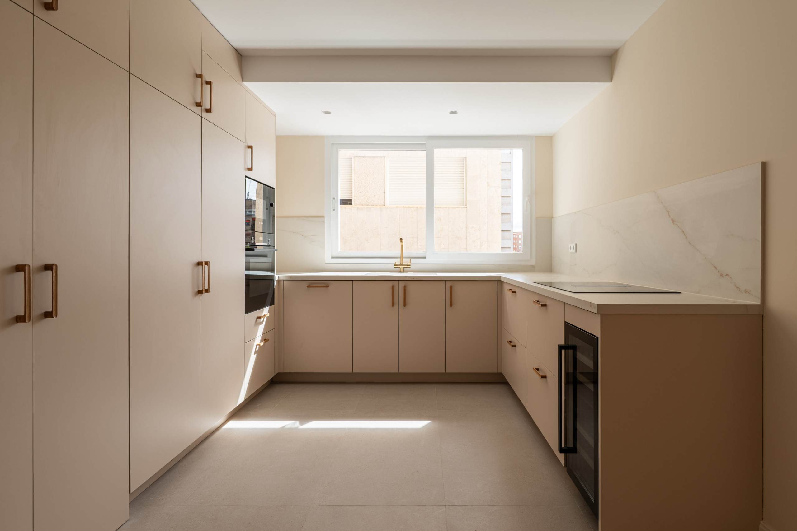 Reforma integral estilo Contemporáneo en Vallehermoso, Madrid